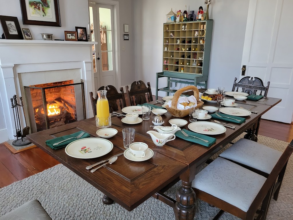 Gaines Ridge Dinner Club | restaurant | 933 AL-10, Camden, AL 36726, USA | 3346829707 OR +1 334-682-9707