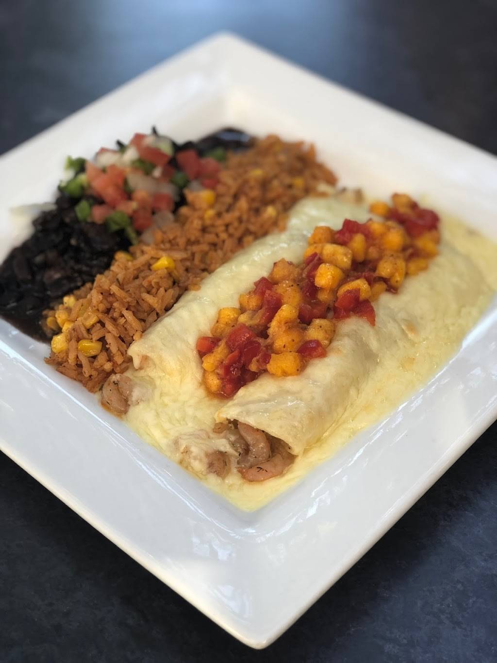 BEJAS Grill & Cantina | restaurant | 215 E Main St, Fredericksburg, TX 78624, USA | 8309923172 OR +1 830-992-3172