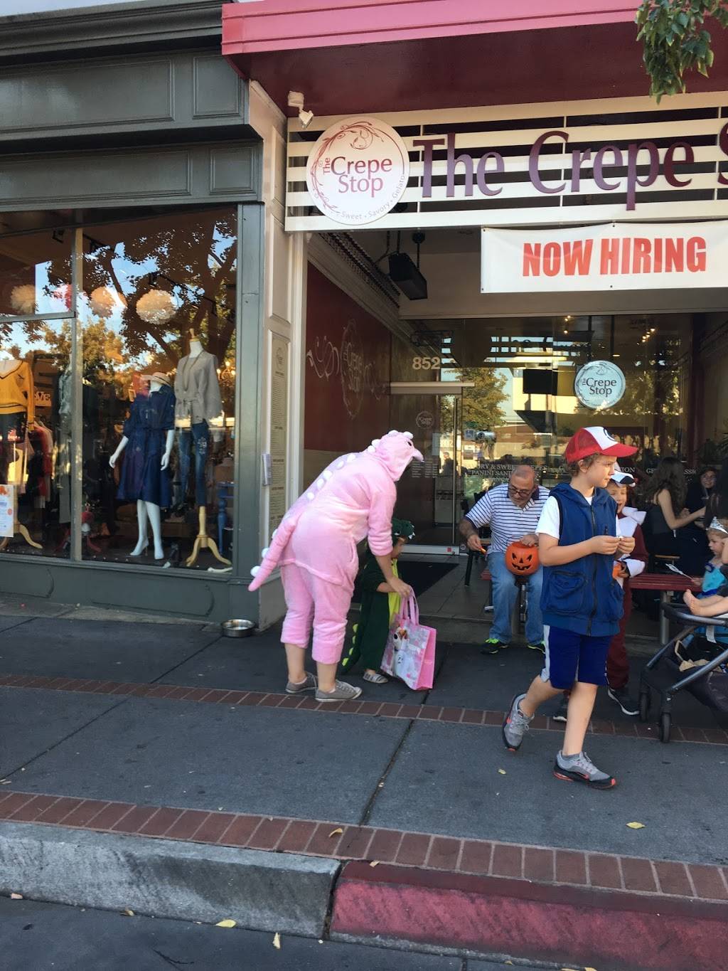 Starbucks | cafe | 856 Laurel St, San Carlos, CA 94070, USA | 6506209437 OR +1 650-620-9437