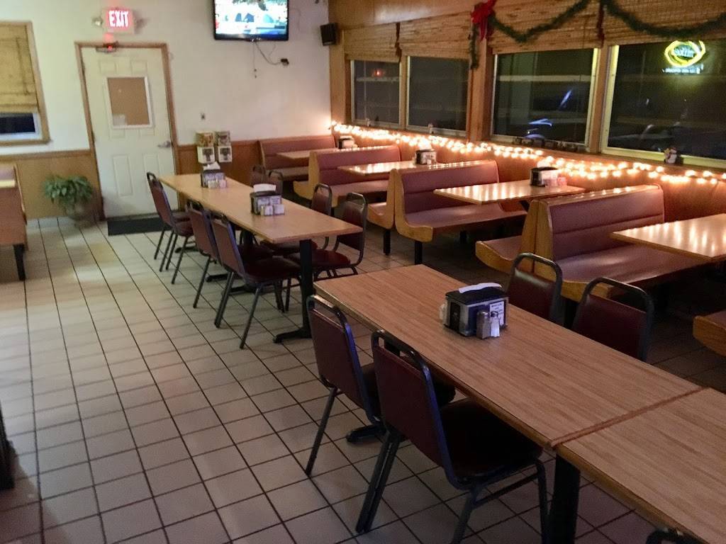 Boroonies Bar & Grill | restaurant | 801 W Main St, Greeneville, TN 37743, USA | 4235254632 OR +1 423-525-4632