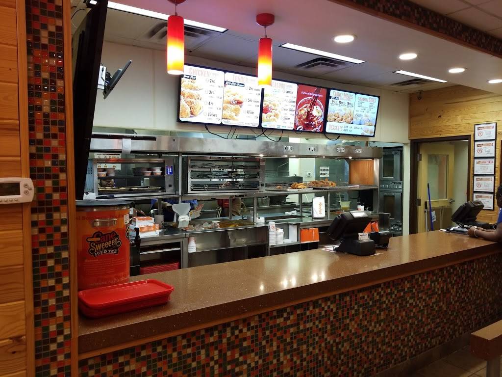 Popeyes Louisiana Kitchen | restaurant | 2330 Ronald Reagan Pkwy, Snellville, GA 30078, USA | 7707368633 OR +1 770-736-8633