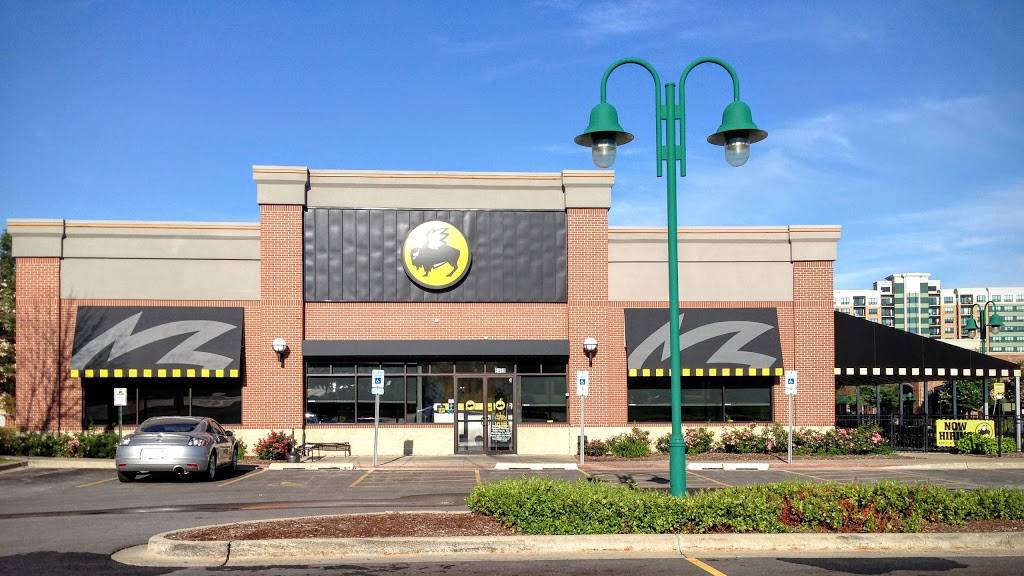 Buffalo Wild Wings | restaurant | 6450 IL-53, Woodridge, IL 60517, USA | 6309699464 OR +1 630-969-9464
