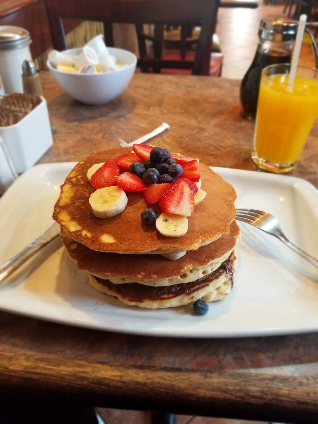 Eggsmart | restaurant | 601 Sherbourne St, Toronto, ON M4X 1L4, Canada | 6473462375 OR +1 647-346-2375