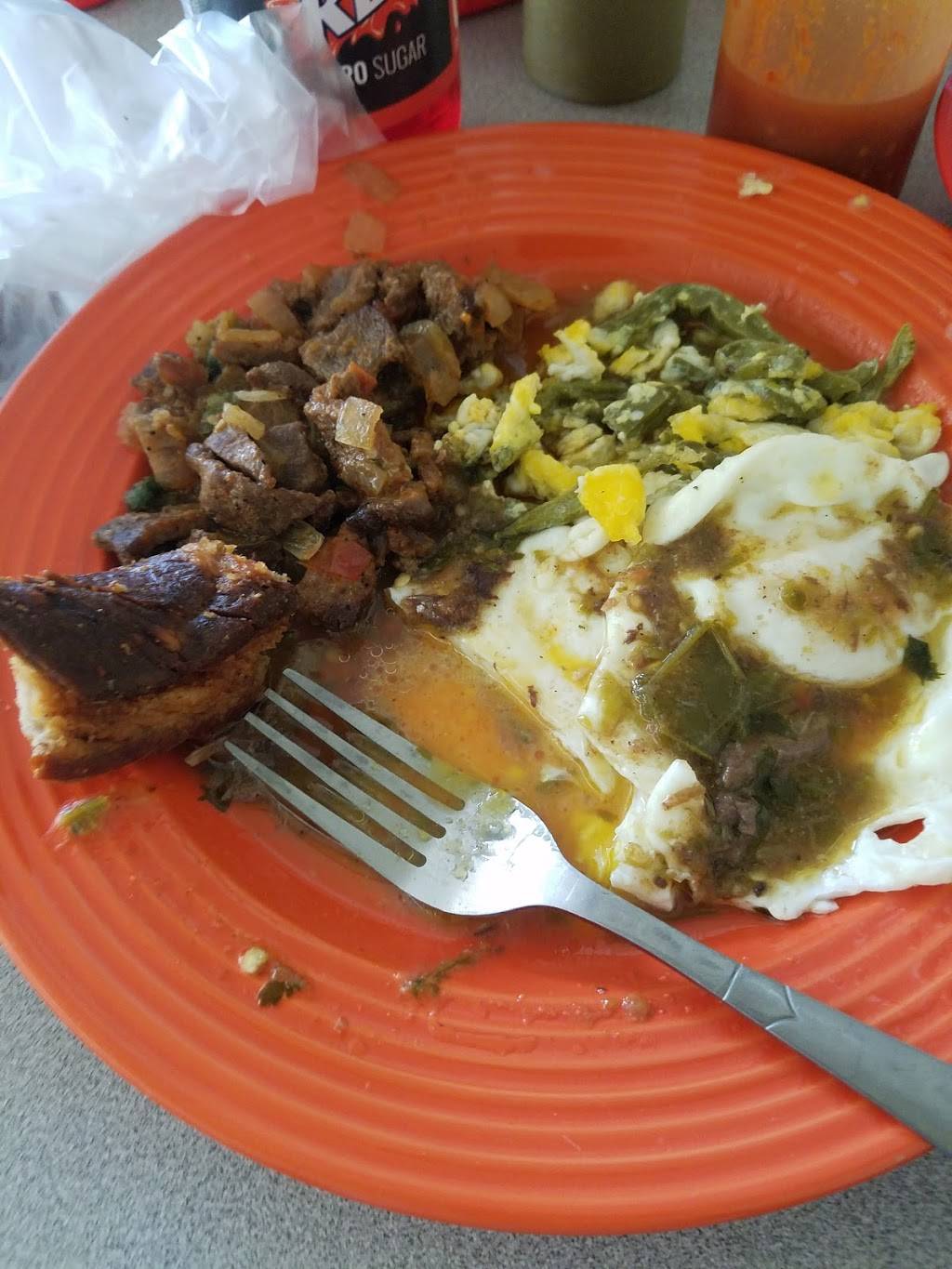 Tortilleria La Grande | restaurant | 243 Castroville Rd, San Antonio, TX 78207, USA | 2104329888 OR +1 210-432-9888