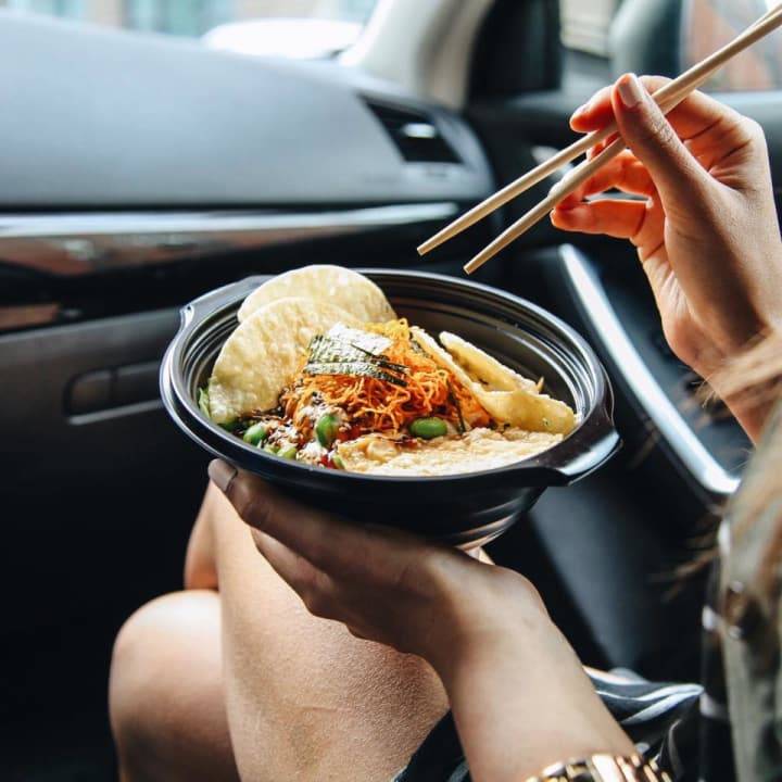 Sushi Shop | restaurant | Rez de chaussée, 915 Boulevard de Maisonneuve O, Montréal, QC H3A 0A5, Canada | 5148471118 OR +1 514-847-1118