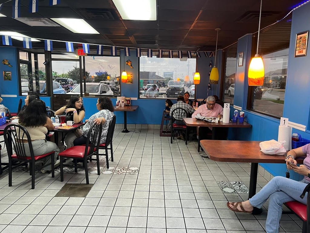 Catrachos 504 Cinco Estrellas | restaurant | 410 Richey St, Pasadena, TX 77506, USA | 7134850394 OR +1 713-485-0394