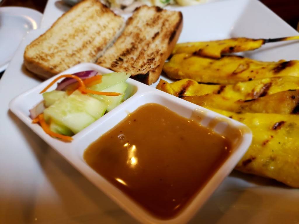 Bangkok Palace | restaurant | 2202 Sunset Blvd, Los Angeles, CA 90026, USA | 2134836913 OR +1 213-483-6913