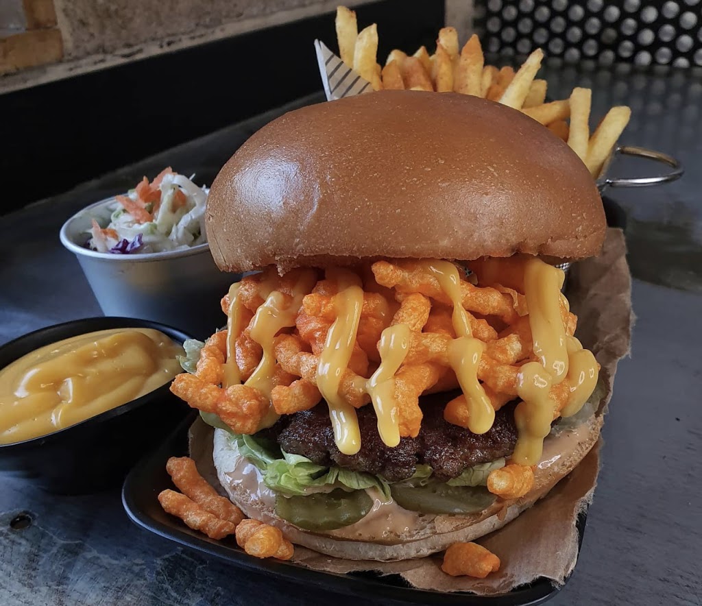 Burger Bros Pc | restaurant | 1475 Palm Coast Pkwy NW Unit 102, Palm Coast, FL 32137, USA | 3865854640 OR +1 386-585-4640