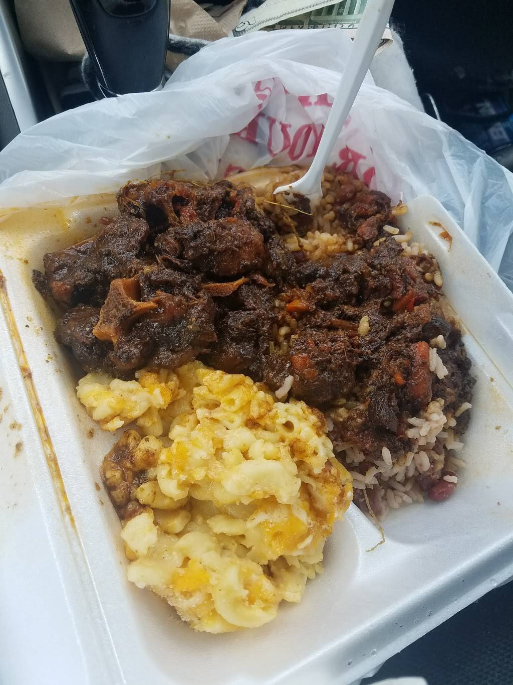 Taste of the Islands | restaurant | 1500 Powell St, Norristown, PA 19401, USA | 4843225248 OR +1 484-322-5248