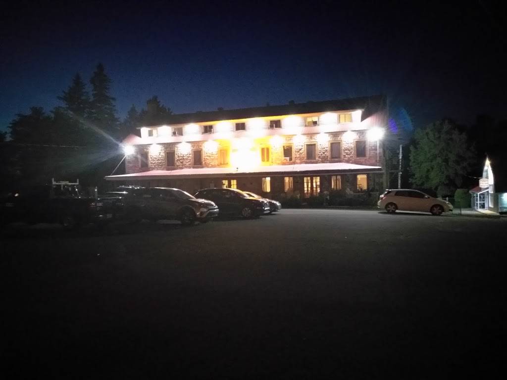 Hostellerie du Suroît | restaurant | 255 Rue Principale, Beauharnois, QC J6N 0J5, Canada | 4502251050 OR +1 450-225-1050