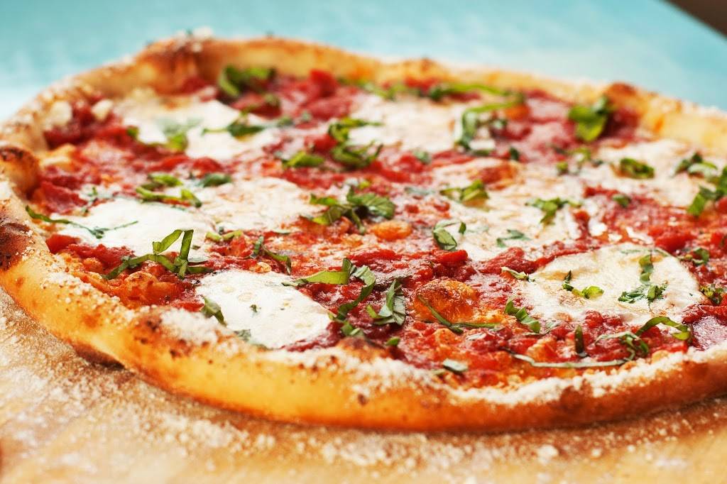 Tomato Pie Pizza Joint | restaurant | 2457 Hyperion Ave, Los Angeles, CA 91030, USA | 3236616474 OR +1 323-661-6474