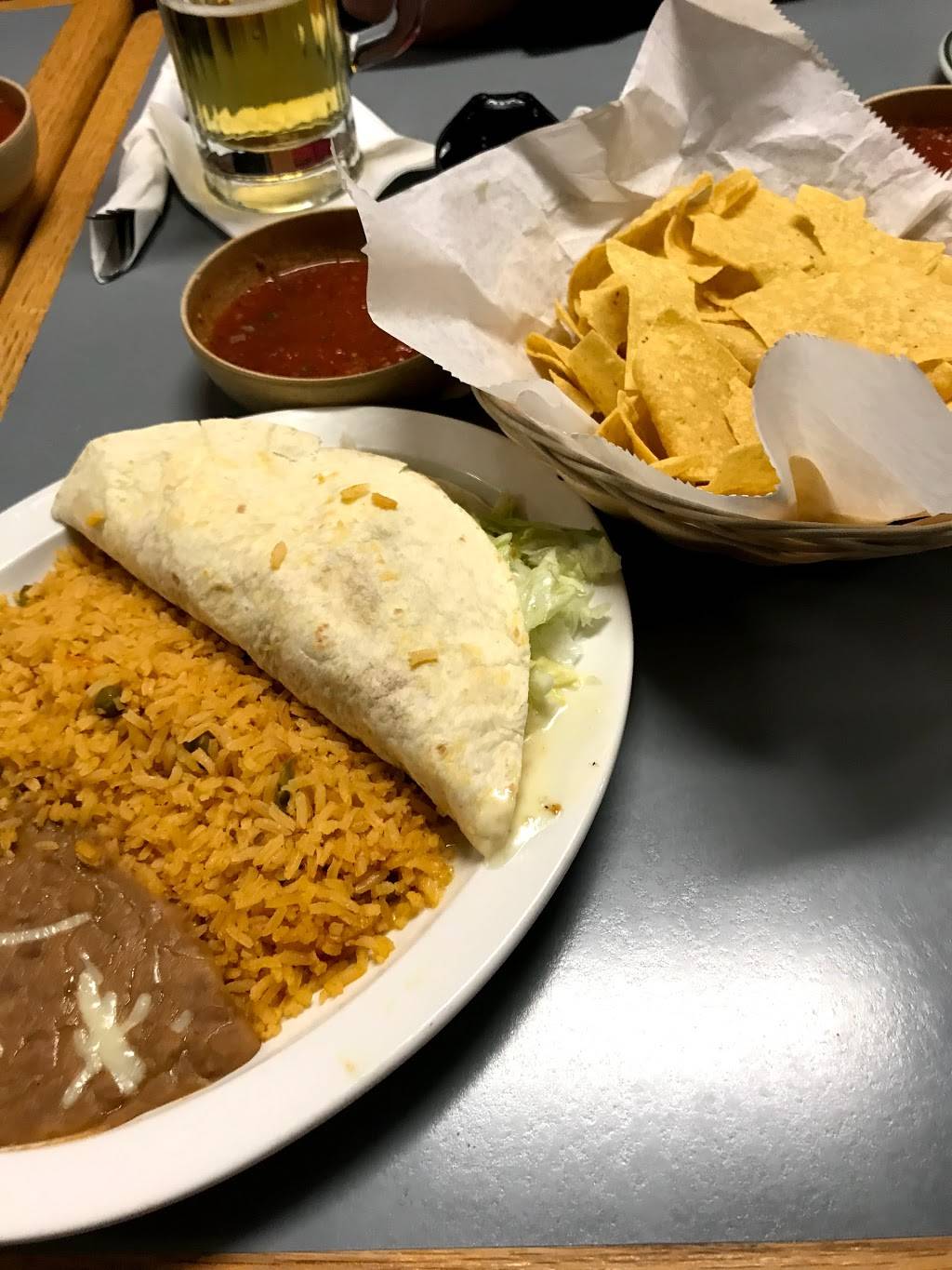 Sombrerito Mexican Restaurant | restaurant | 111 W Spring Creek Rd, East Peoria, IL 61611, USA | 3096985420 OR +1 309-698-5420