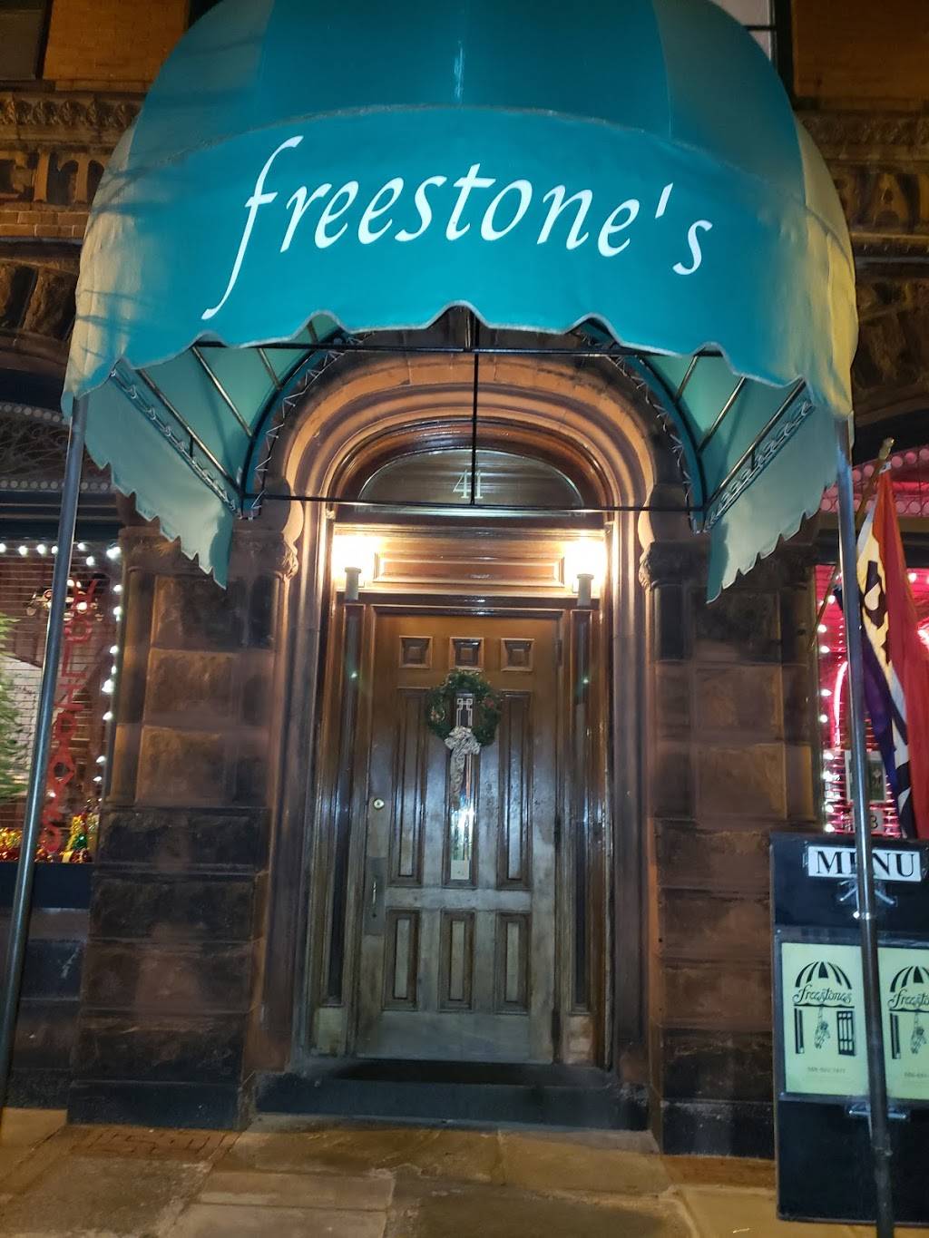 Freestones City Grill | restaurant | 41 William St, New Bedford, MA 02740, USA | 5089937477 OR +1 508-993-7477