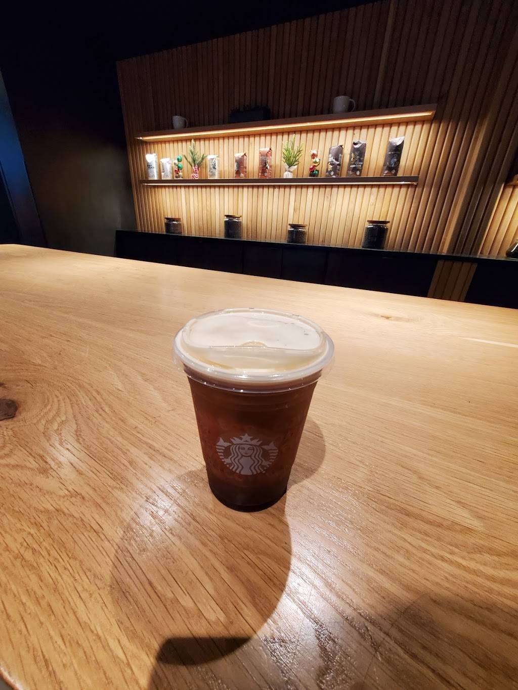 Starbucks | cafe | 3366 Thousand Oaks Blvd Suite 2, Thousand Oaks, CA 91362, USA | 8052309267 OR +1 805-230-9267