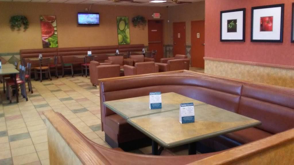 Subway | restaurant | 2100 Parkway Blvd, Alliance, OH 44601, USA | 3308232618 OR +1 330-823-2618
