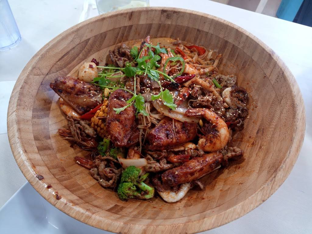 羊驼e站 YANGTUO CLUB | restaurant | 1713 Park Pl Suite 104, College Station, TX 77840, USA | 9797046267 OR +1 979-704-6267