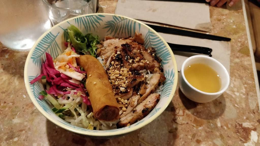 Le Petit Sao PSC (Pointe-Saint-Charles) | restaurant | 1870 Rue Centre, Montréal, QC H3K 1H7, Canada | 5145430988 OR +1 514-543-0988