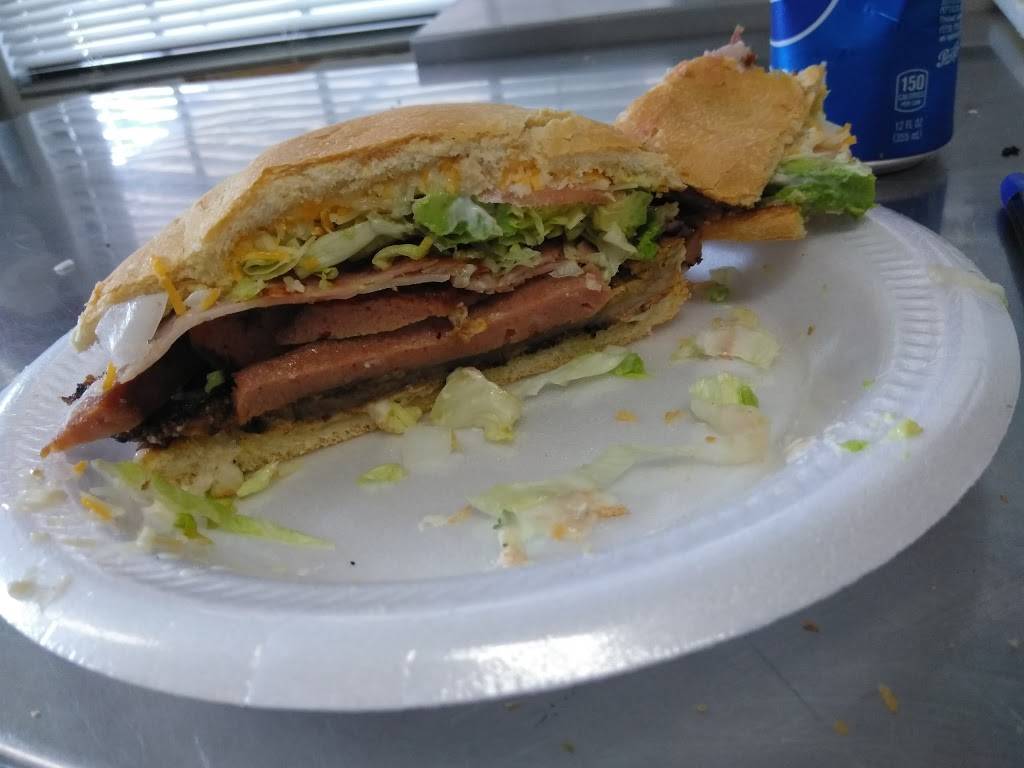 Taqueria La Reina | restaurant | 8201 N Lamar Blvd, Austin, TX 78753, USA | 7372287349 OR +1 737-228-7349