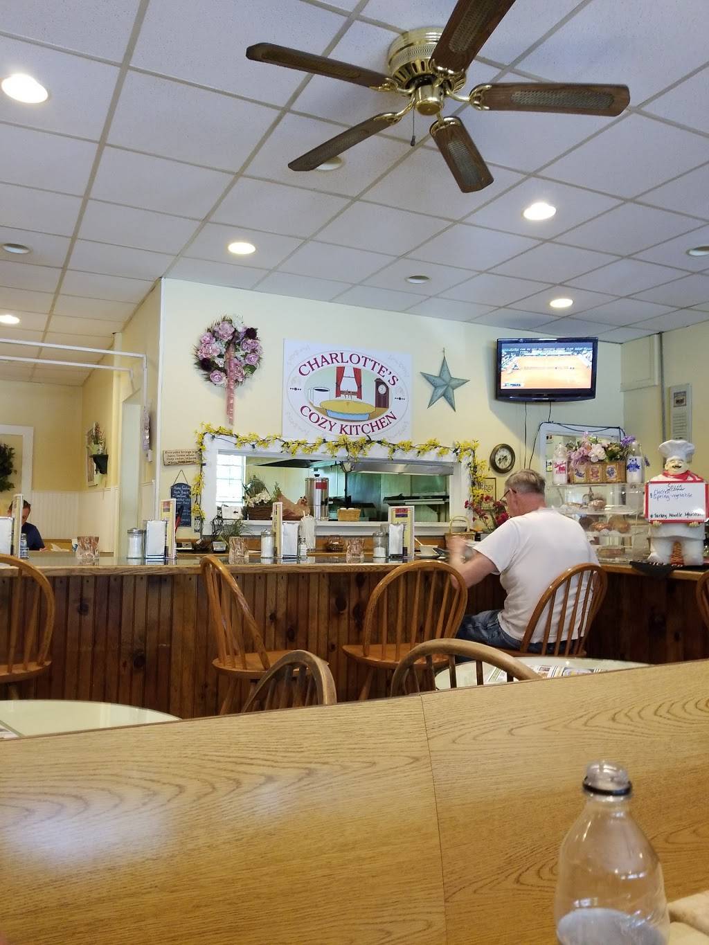 Charlottes Cozy Kitchen and Catering | restaurant | 142 Main St, Pepperell, MA 01463, USA | 9784332693 OR +1 978-433-2693