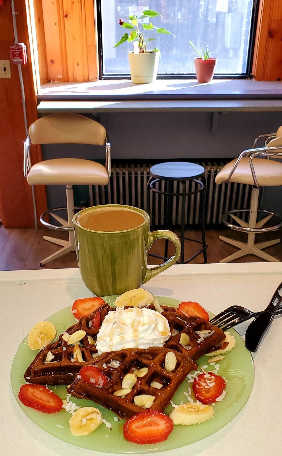 Smart Nutrition | restaurant | 608 Charles St, Providence, RI 02904, USA | 4016411153 OR +1 401-641-1153