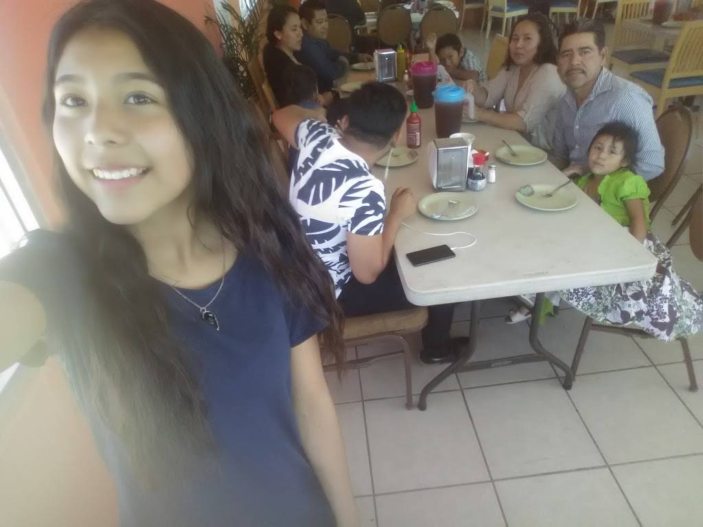 Restaurante Espiga De Oro | restaurant | Popular 1989, 22810 Ensenada, B.C., Mexico | 016462049518 OR +52 646 204 9518