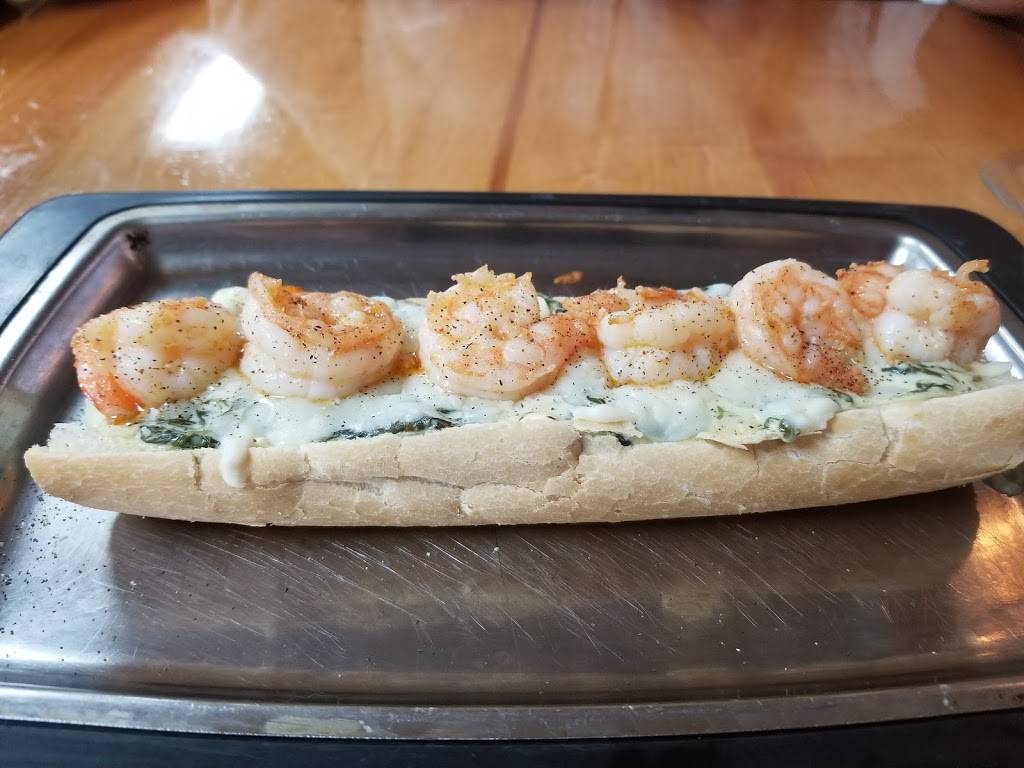 Becs at the Lake Restaurant and Catering | restaurant | 105 Gary Rd, Laplace, LA 70068, USA | 9852248172 OR +1 985-224-8172