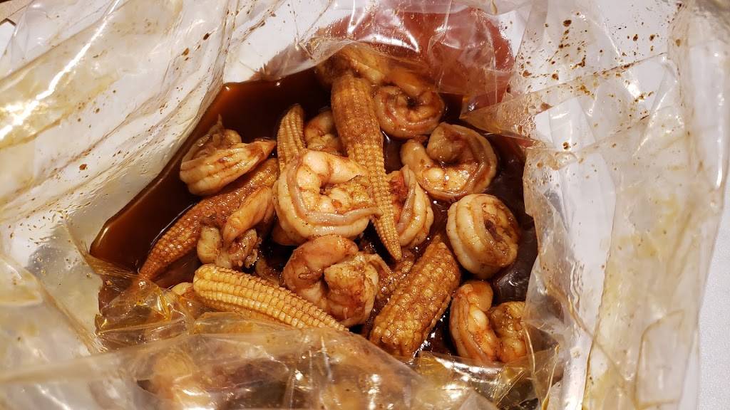 Kickin Kasian | restaurant | 17620 Ventura Blvd, Encino, CA 91316, USA | 8186597779 OR +1 818-659-7779