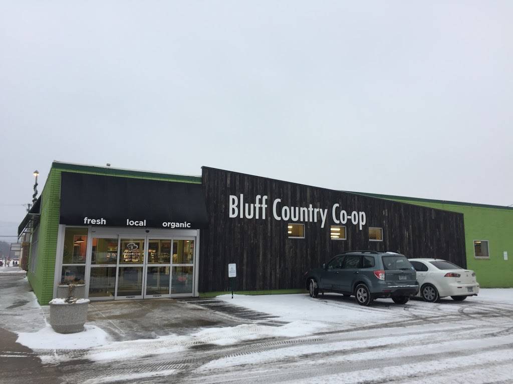 Bluff Country Co-op | restaurant | 121 W 2nd St, Winona, MN 55987, USA | 5074521815 OR +1 507-452-1815