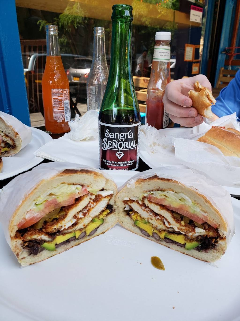 Mi Tierra | restaurant | 732 Classon Ave, Brooklyn, NY 11238, USA | 3474420352 OR +1 347-442-0352