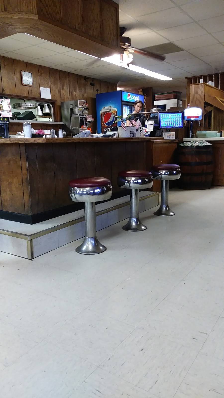 Old Cedar Inn | restaurant | 107 W, MO-7, Garden City, MO 64747, USA | 8168628345 OR +1 816-862-8345