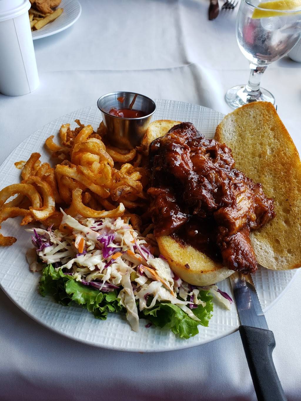 The Pines Lakefront | restaurant | 350 Alden Rd, Big Bear Lake, CA 92315, USA | 9098665400 OR +1 909-866-5400