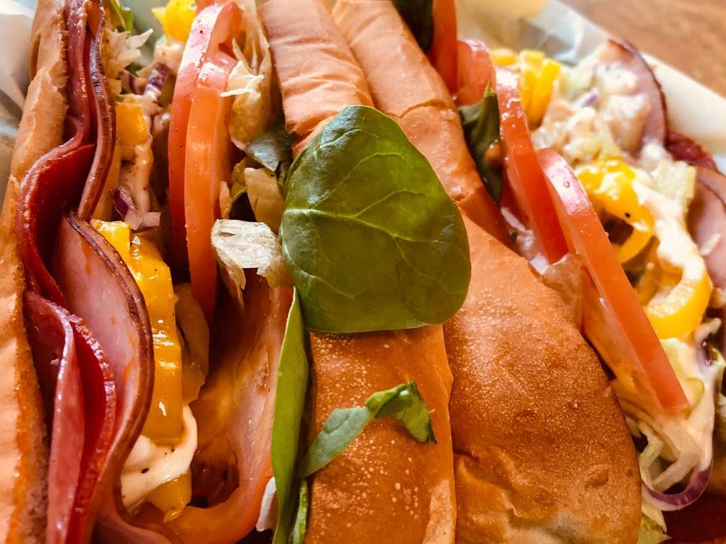 Subway Restaurants | restaurant | 5891 St Croix Trail, North Branch, MN 55056, USA | 6516746193 OR +1 651-674-6193