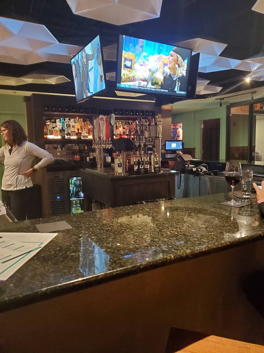 The Clubhouse Experience | restaurant | 1101 Walnut St Suite 101, Kansas City, MO 64106, USA | 8162167978 OR +1 816-216-7978