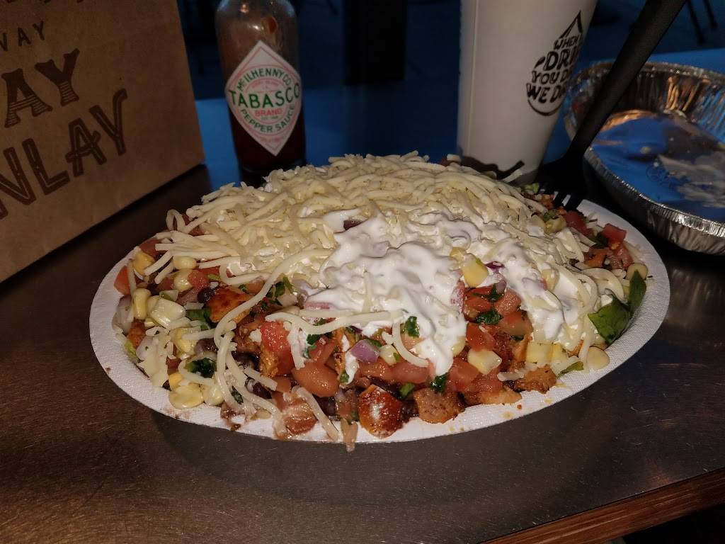 Chipotle Mexican Grill | restaurant | 4100 Humber Rd Ste 108, Winterville, NC 28590, USA | 2523530111 OR +1 252-353-0111