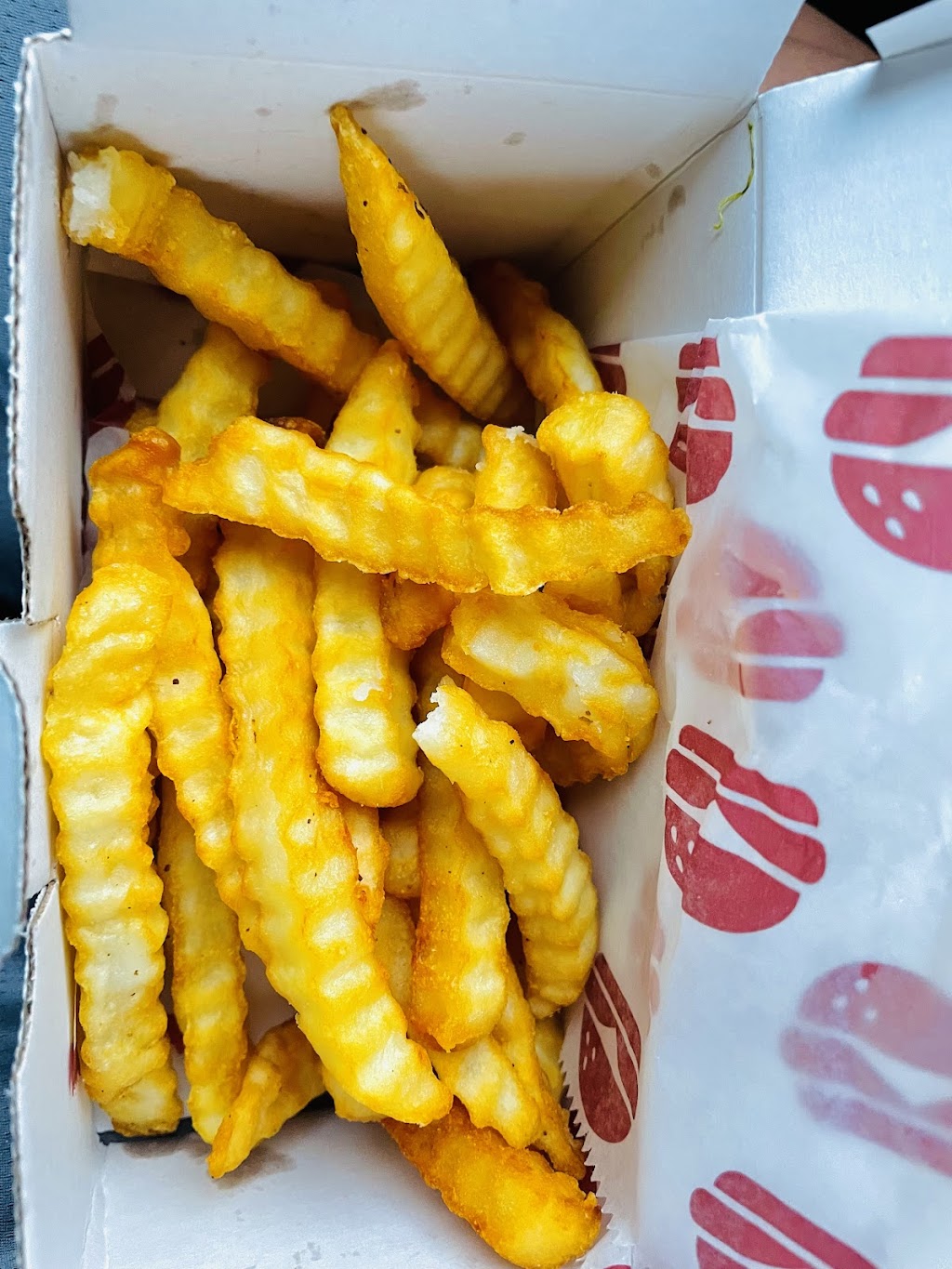 Savvy Sliders | restaurant | 56619 Van Dyke Ave, Shelby Twp, MI 48316, USA | 5863301111 OR +1 586-330-1111