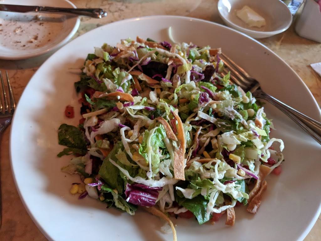 The Cheesecake Factory | restaurant | 5799 N Bayshore Dr, Glendale, WI 53217, USA | 4149068550 OR +1 414-906-8550