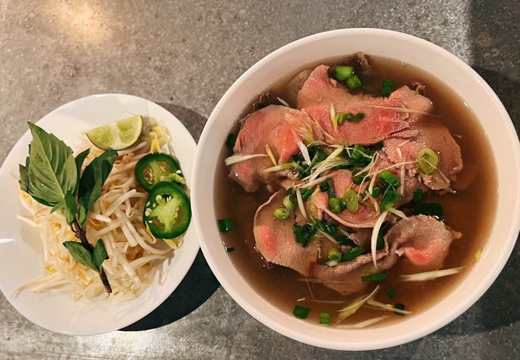 Ha Long Bay 2 | restaurant | 66 Middle Neck Rd, Great Neck, NY 11021, USA | 5166120240 OR +1 516-612-0240