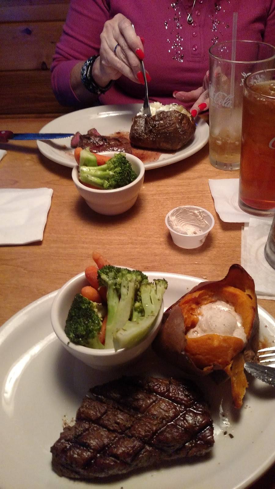 Texas Roadhouse | restaurant | 2367 Dave Lyle Blvd, Rock Hill, SC 29730, USA | 8039097427 OR +1 803-909-7427