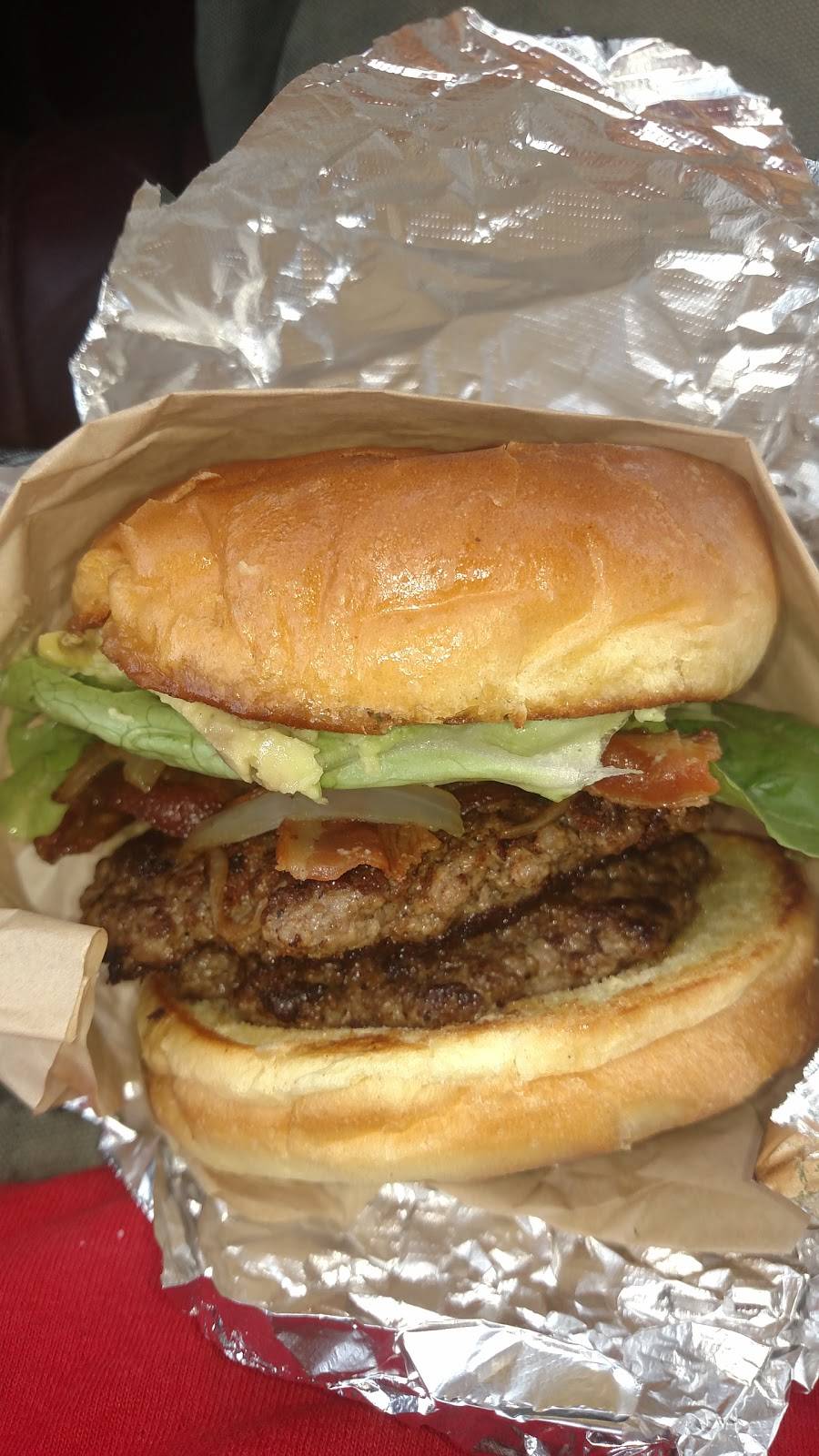 Boardwalk Fresh Burgers and Fries | restaurant | 21020 Beach Blvd, Huntington Beach, CA 92648, USA | 7145368000 OR +1 714-536-8000