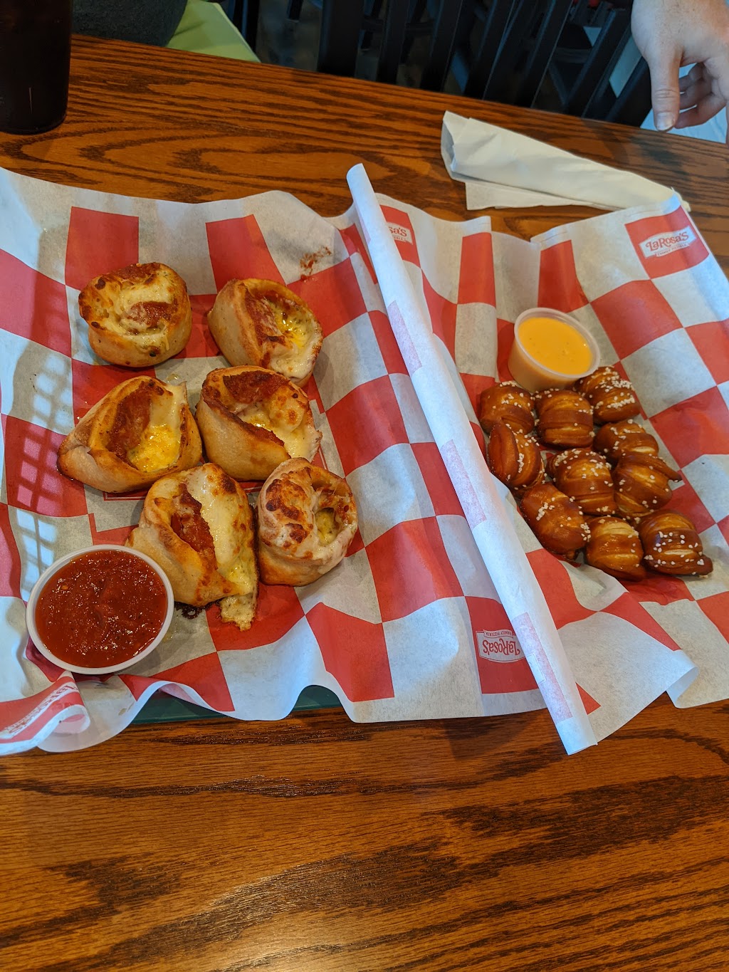 LaRosas Pizza Louisville - Springhurst | meal takeaway | 10641 Fischer Park Dr, Louisville, KY 40241, USA | 8885276727 OR +1 888-527-6727