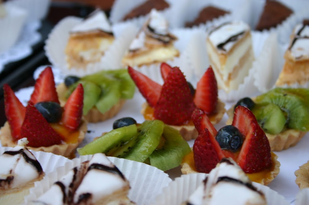 Paris Bakery & Cafe | restaurant | 212 S Olive Ave, West Palm Beach, FL 33401, USA | 5618209281 OR +1 561-820-9281