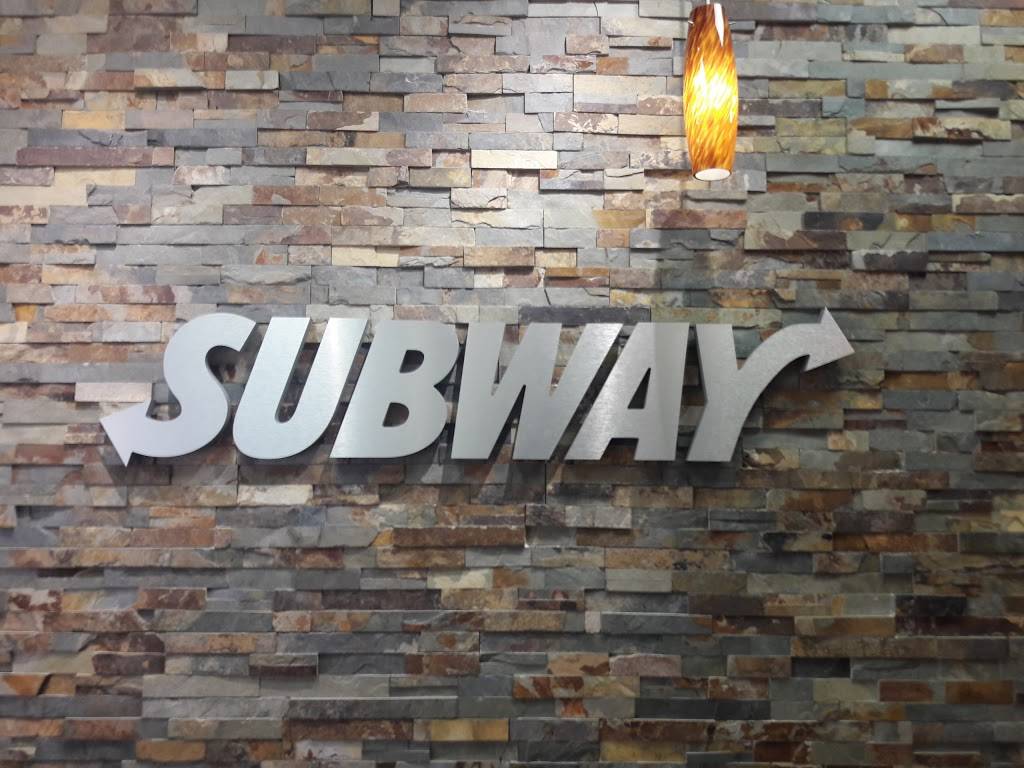 Subway Restaurants | restaurant | 1403-B N Main St, Salinas, CA 93906, USA | 8319752910 OR +1 831-975-2910