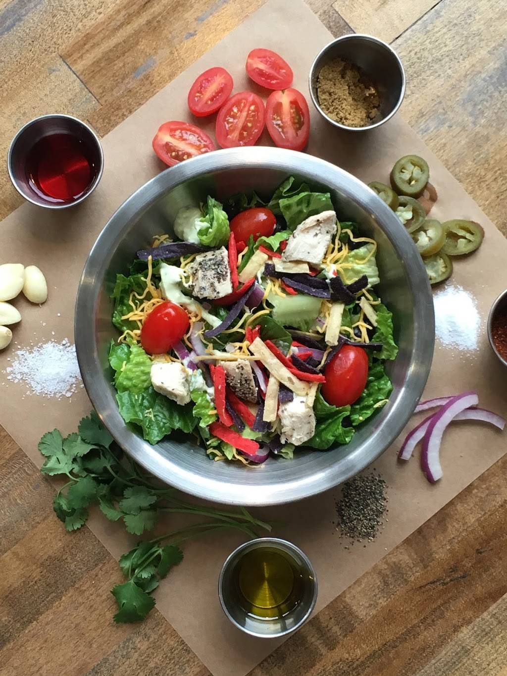 Vinaigrette Salad Kitchen | restaurant | 2200 War Admiral Way Suite 195, Lexington, KY 40509, USA | 8599359045 OR +1 859-935-9045