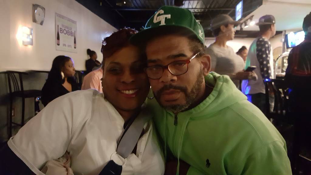 New Bentley Lounge | night club | 19631 Plymouth Rd, Detroit, MI 48228, USA | 3134939457 OR +1 313-493-9457