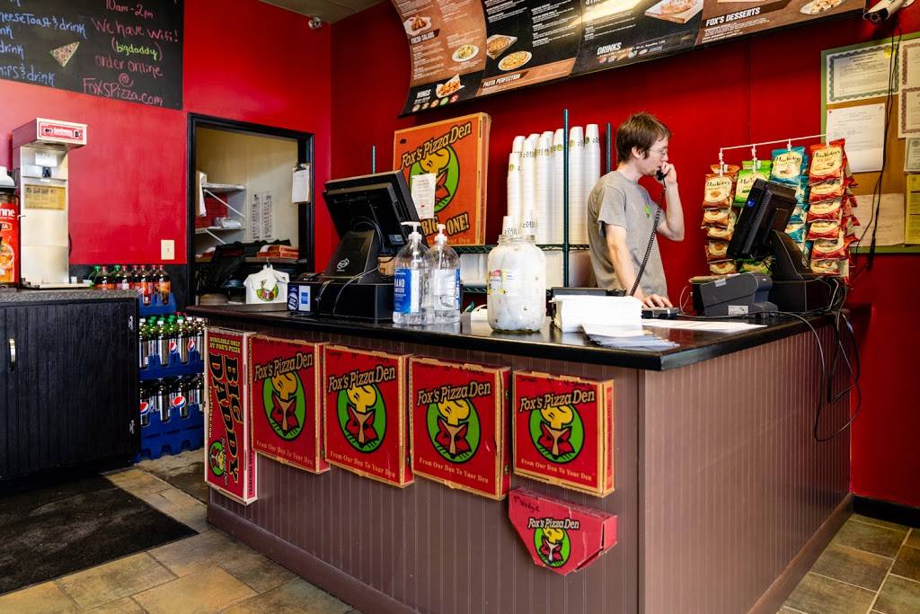 Foxs Pizza Den | restaurant | 1233 N Eastman Rd, Kingsport, TN 37664, USA | 4232300070 OR +1 423-230-0070