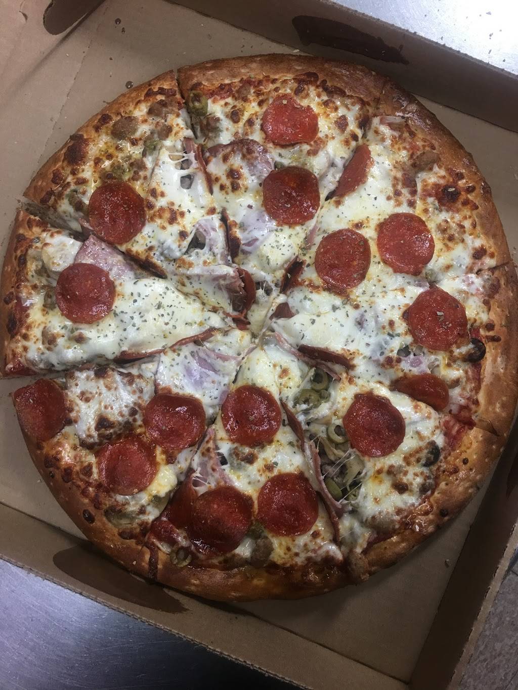 New Kianis Pizza & Subs | restaurant | 5808 Johnnycake Rd # B, Gwynn Oak, MD 21207, USA | 4107440100 OR +1 410-744-0100