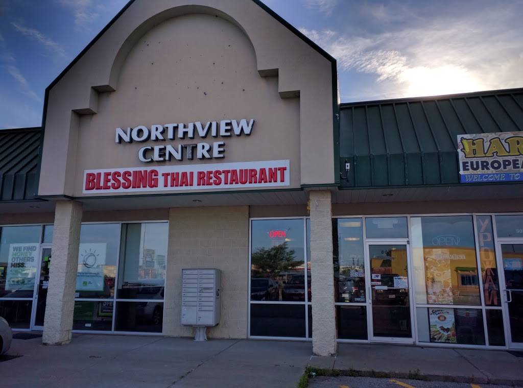 Blessing Thai Restaurant | restaurant | 4451 N 26th St Suite #800, Lincoln, NE 68521, USA | 4027429997 OR +1 402-742-9997
