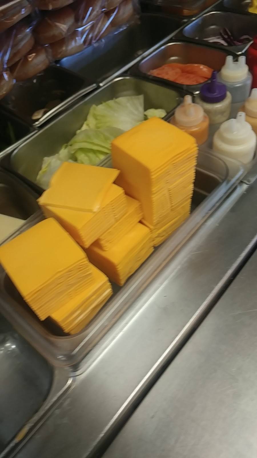 Wendys | restaurant | 6768 Lake Harbour Dr, Midlothian, VA 23112, USA | 8046013202 OR +1 804-601-3202