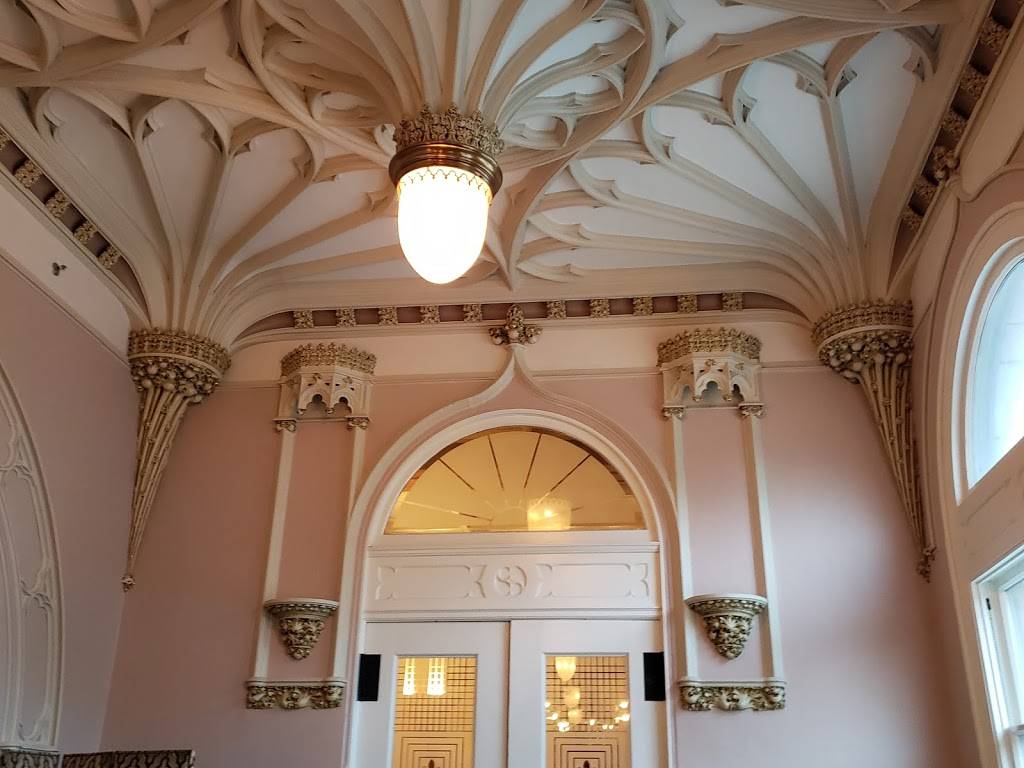 Station Grille | restaurant | 1820 Market St, St. Louis, MO 63103, USA | 3148023465 OR +1 314-802-3465