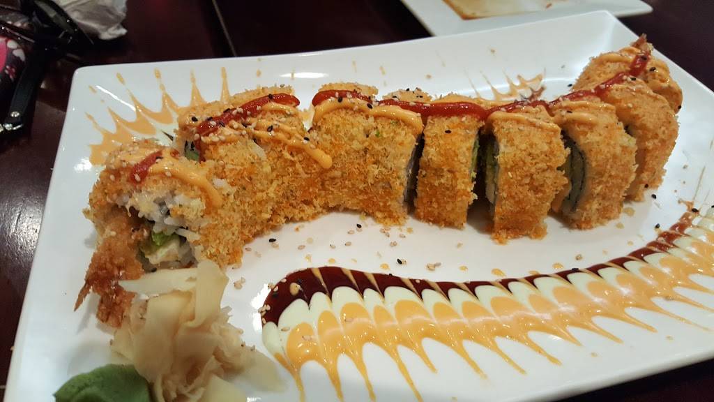 Tiparos Thai Cuisine & Sushi Bar | restaurant | 1540 N Clark St, Chicago, IL 60610, USA | 3127129900 OR +1 312-712-9900